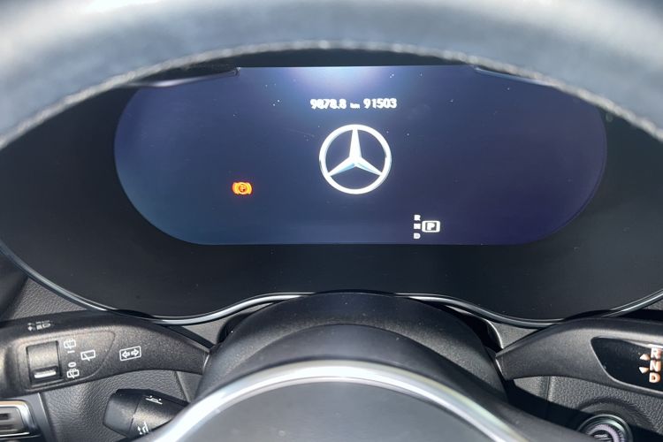 Used Mercedes-Benz GLC 2020 Facelift GLC 300 L 4MATIC Dynamic Edition Odometer Close Up