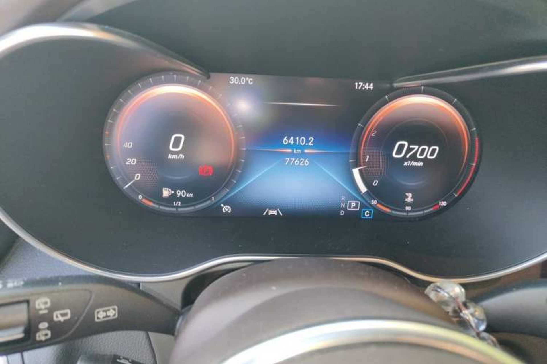 Used Mercedes-Benz GLC 2020 Facelift GLC 300 L 4MATIC Dynamic Edition Odometer Close Up