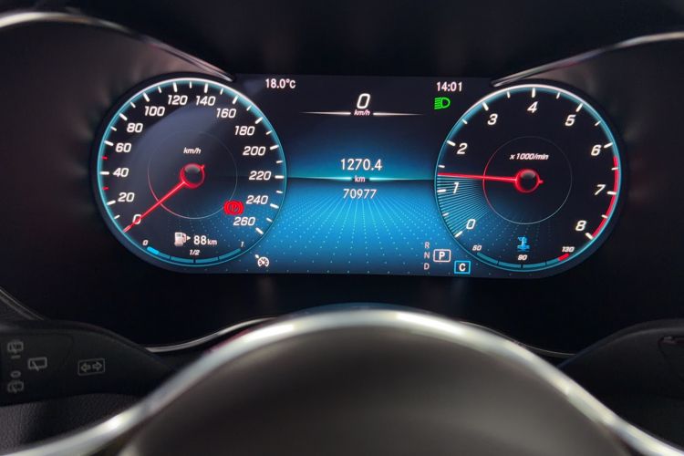 Used Mercedes-Benz GLC 2020 Facelifted GLC 260 L 4MATIC Dynamic Edition Odometer Close Up