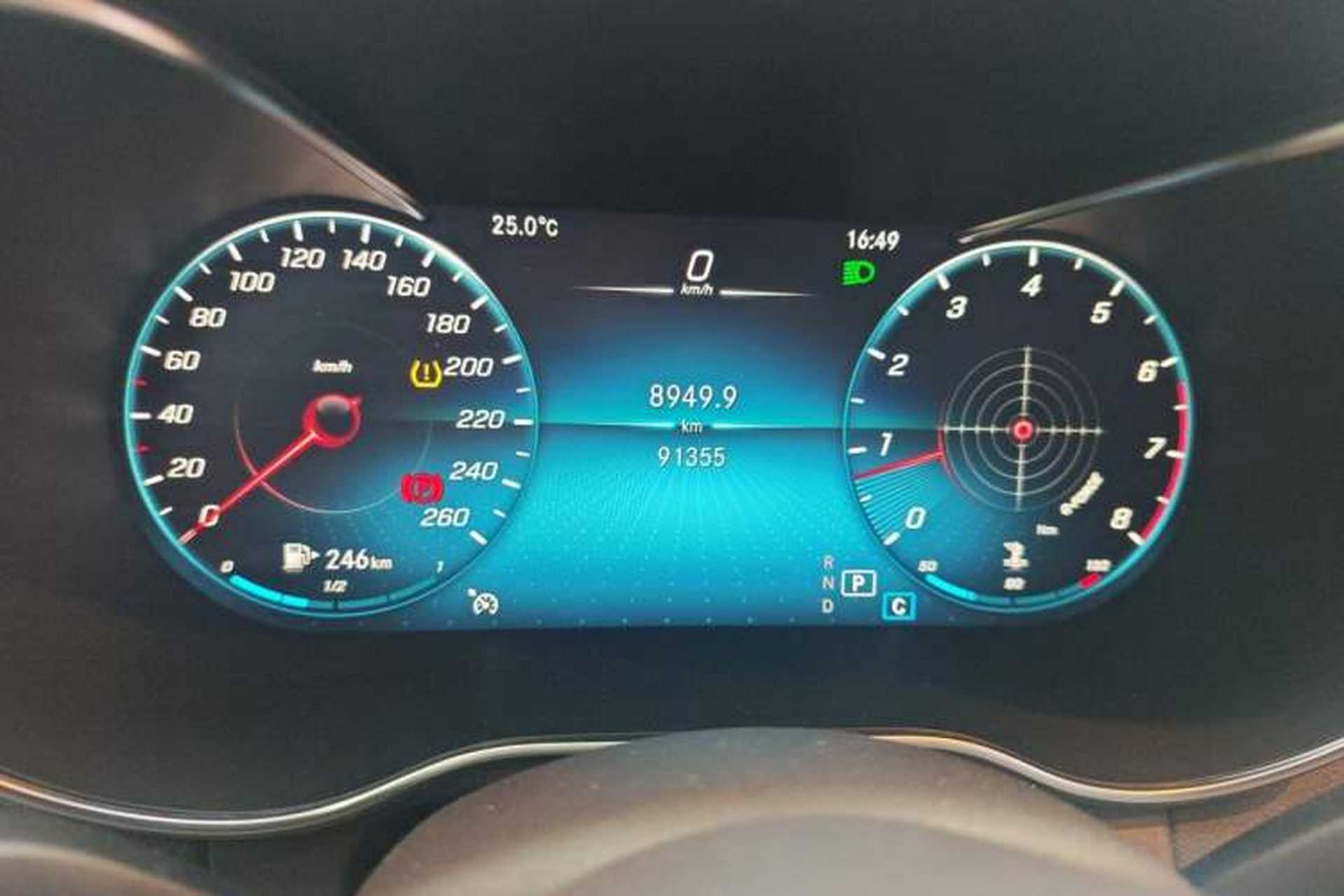 Used Mercedes-Benz GLC 2020 Facelifted GLC 260 L 4MATIC Dynamic Edition Odometer Close Up