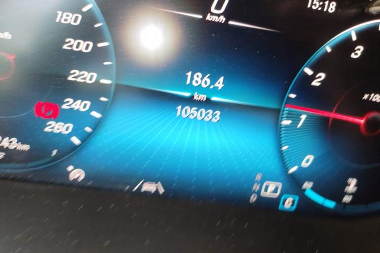 Used Mercedes-Benz GLC 2020 Facelift GLC 300 L 4MATIC Dynamic Edition Odometer Close Up