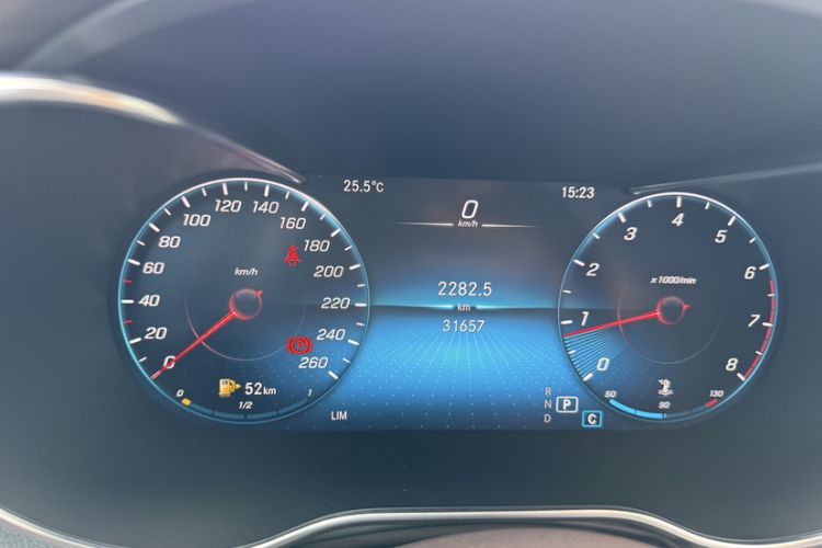 Used Mercedes-Benz GLC 2020 Facelift GLC 260 L 4MATIC Luxury Edition Odometer Close Up