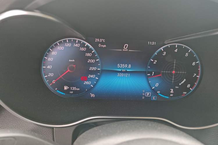 Used Mercedes-Benz GLC 2020 Facelifted GLC 260 L 4MATIC Dynamic Edition Odometer Close Up