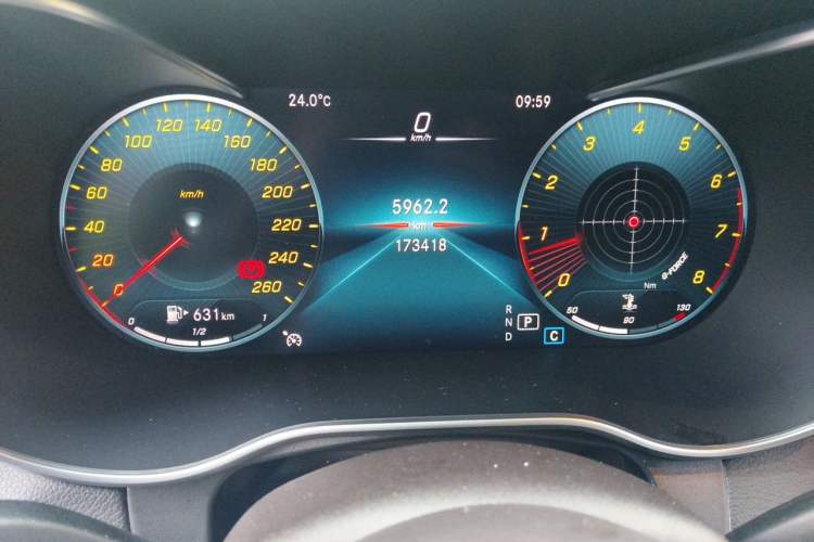 Used Mercedes-Benz GLC 2020 Facelift GLC 260 L 4MATIC Luxury Edition Odometer Close Up