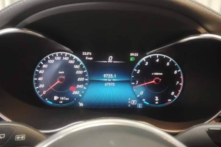 Used Mercedes-Benz GLC 2020 Facelifted GLC 260 L 4MATIC Dynamic Edition Odometer Close Up