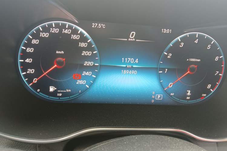 Used Mercedes-Benz GLC 2020 Facelift GLC 300 L 4MATIC Dynamic Edition Odometer Close Up