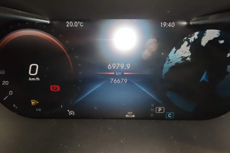 Used Mercedes-Benz GLC 2020 Facelifted GLC 260 L 4MATIC Dynamic Edition Odometer Close Up
