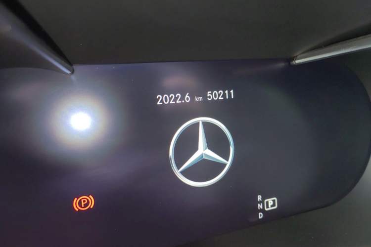 Used Mercedes-Benz GLC 2020 Facelifted GLC 260 L 4MATIC Dynamic Edition Odometer Close Up