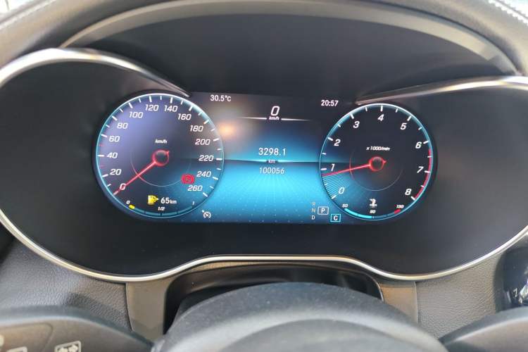 Used Mercedes-Benz GLC 2020 Facelifted GLC 260 L 4MATIC Dynamic Edition Odometer Close Up