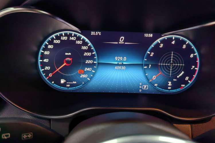 Used Mercedes-Benz GLC 2020 GLC 260 L 4MATIC Luxury Model Odometer Close Up
