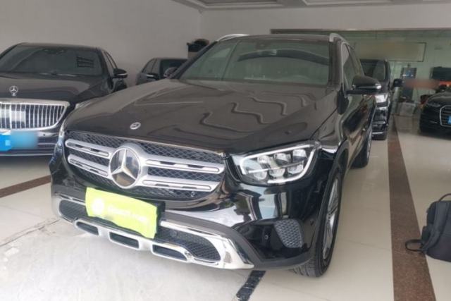 Ojetý Mercedes-Benz GLC 2020 Facelifted GLC 260 L 4MATIC Dynamic Edition