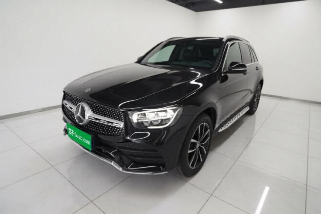 Ojetý Mercedes-Benz GLC 2020 Facelift GLC 300 L 4MATIC Dynamic Edition