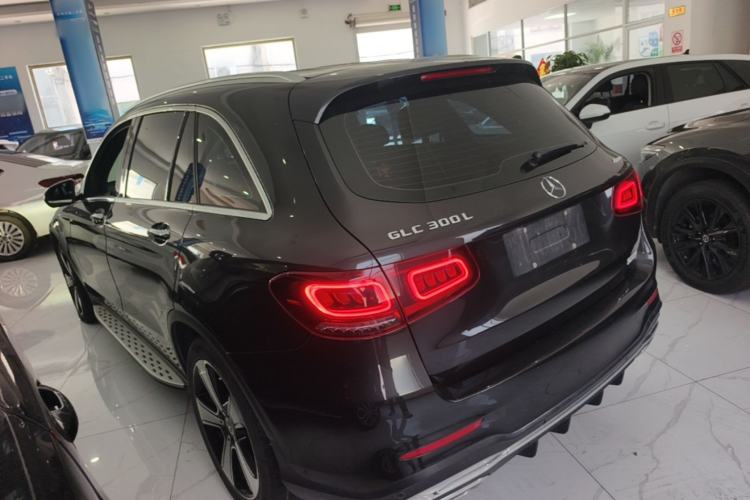 Used Mercedes-Benz GLC 2020 GLC 300 L 4MATIC Luxury Model Rear Left 45 Deg