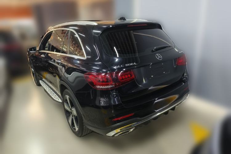 Used Mercedes-Benz GLC 2020 GLC 300 L 4MATIC Luxury Model Rear Left 45 Deg