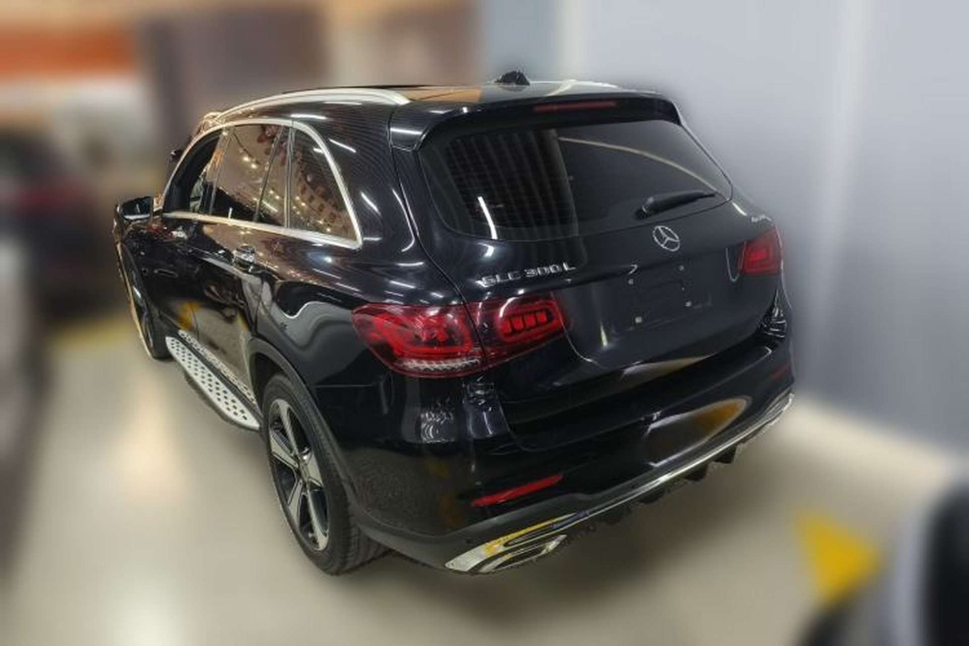 Used Mercedes-Benz GLC 2020 GLC 300 L 4MATIC Luxury Model Rear Left 45 Deg