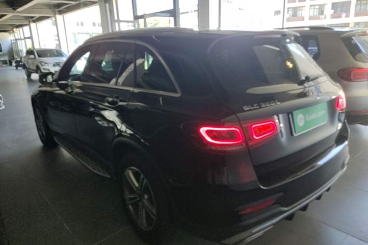 Used Mercedes-Benz GLC 2020 GLC 260 L 4MATIC Luxury Model Rear Left 45 Deg