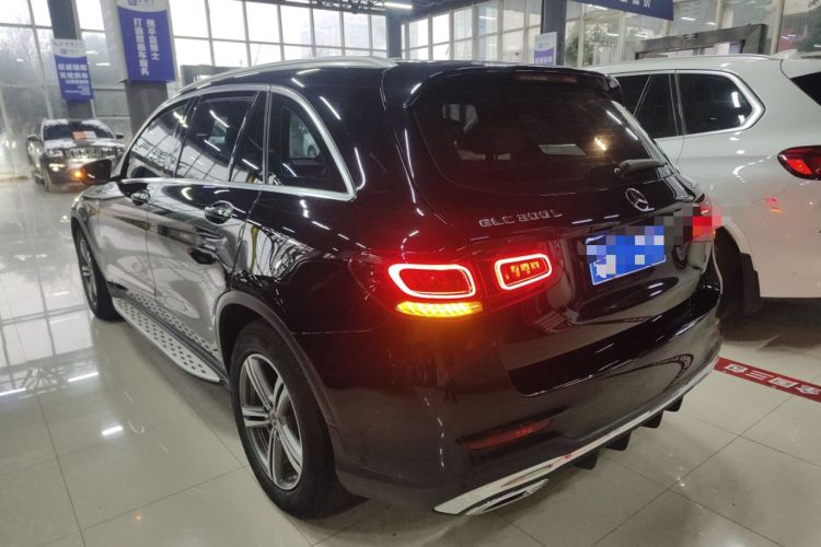 Used Mercedes-Benz GLC 2020 GLC 260 L 4MATIC Luxury Model Rear Left 45 Deg