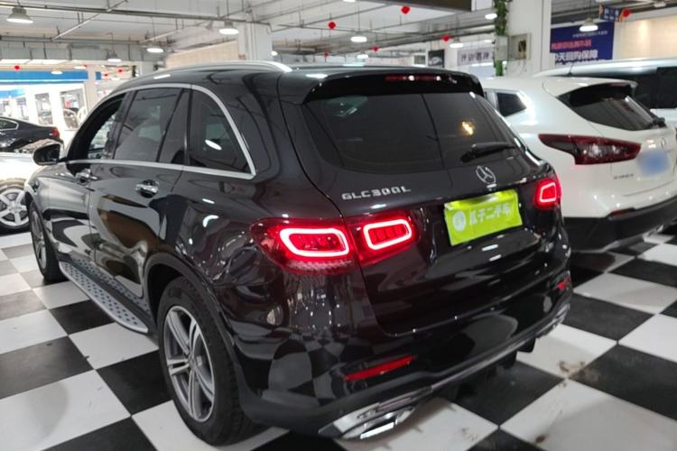 Used Mercedes-Benz GLC 2020 GLC 260 L 4MATIC Luxury Model Rear Left 45 Deg