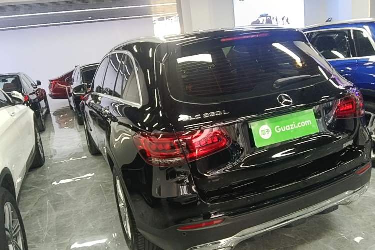 Used Mercedes-Benz GLC 2020 Facelifted GLC 260 L 4MATIC Dynamic Edition Rear Left 45 Deg
