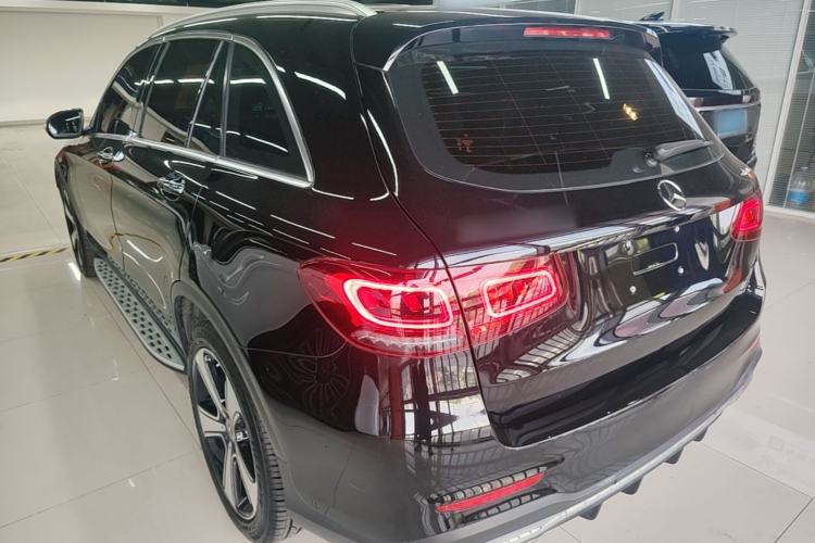 Used Mercedes-Benz GLC 2020 GLC 300 L 4MATIC Luxury Model Rear Left 45 Deg