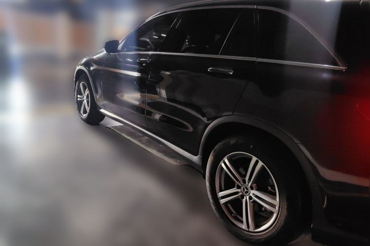 Used Mercedes-Benz GLC 2020 GLC 260 L 4MATIC Luxury Model Rear Left 45 Deg