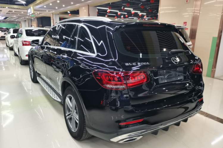 Used Mercedes-Benz GLC 2020 GLC 260 L 4MATIC Luxury Model Rear Left 45 Deg