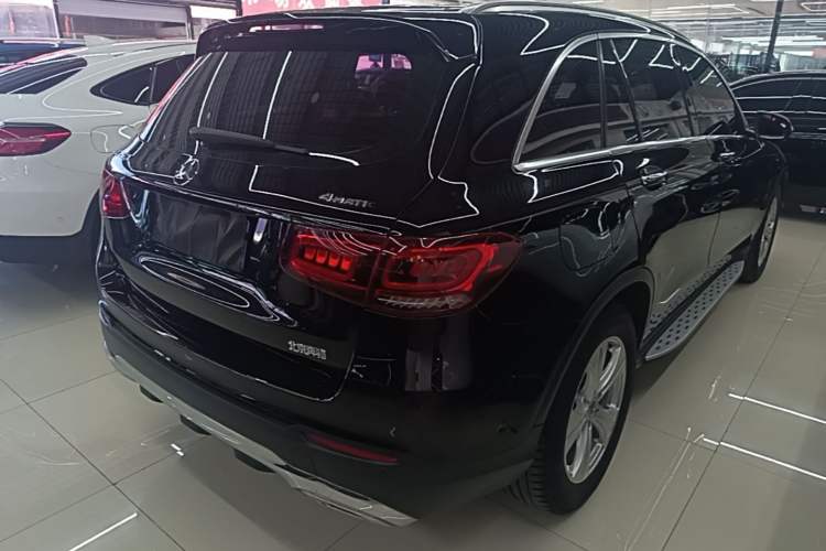Used Mercedes-Benz GLC 2020 Facelifted GLC 260 L 4MATIC Dynamic Edition Rear Right 45 Deg