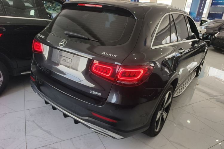 Used Mercedes-Benz GLC 2020 GLC 300 L 4MATIC Luxury Model Rear Right 45 Deg