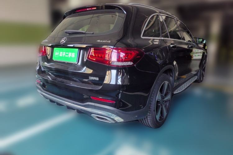 Used Mercedes-Benz GLC 2020 GLC 300 L 4MATIC Luxury Model Rear Right 45 Deg