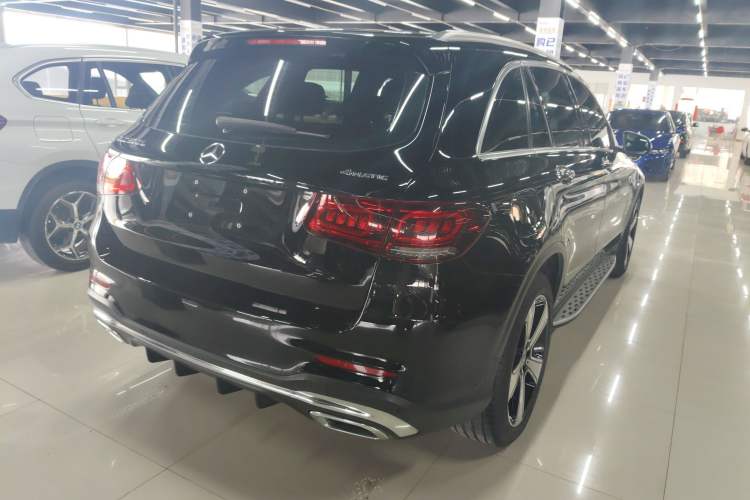 Used Mercedes-Benz GLC 2020 GLC 300 L 4MATIC Luxury Model Rear Right 45 Deg