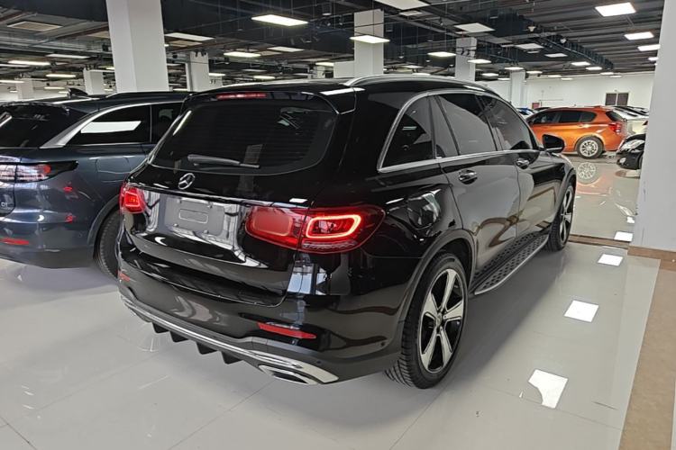 Used Mercedes-Benz GLC 2020 GLC 300 L 4MATIC Luxury Model Rear Right 45 Deg
