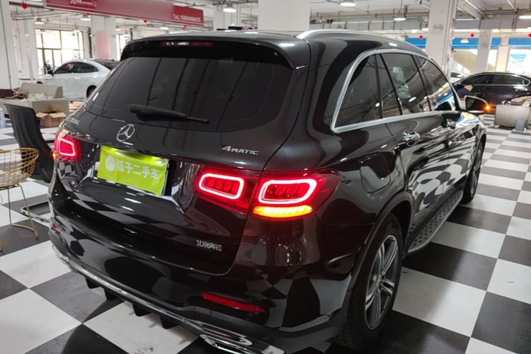 Used Mercedes-Benz GLC 2020 GLC 260 L 4MATIC Luxury Model Rear Right 45 Deg