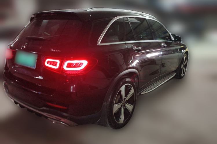 Used Mercedes-Benz GLC 2020 GLC 300 L 4MATIC Luxury Model Rear Right 45 Deg