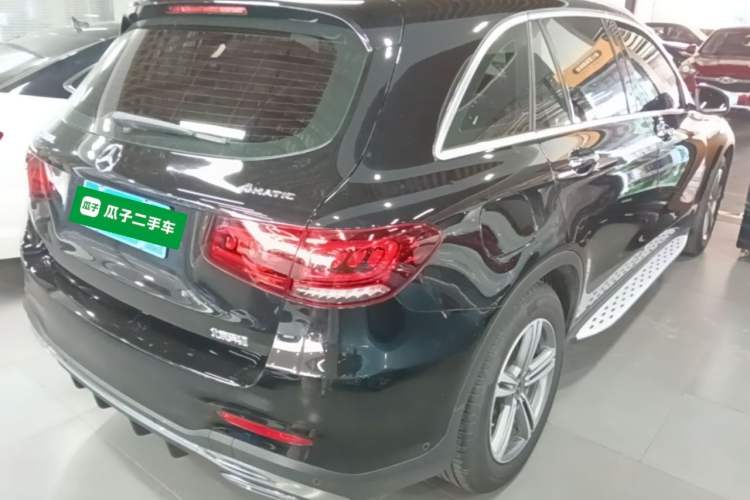 Used Mercedes-Benz GLC 2020 GLC 260 L 4MATIC Luxury Model Rear Right 45 Deg