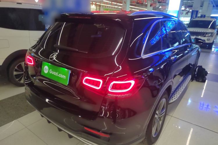 Used Mercedes-Benz GLC 2020 GLC 260 L 4MATIC Luxury Model Rear Right 45 Deg