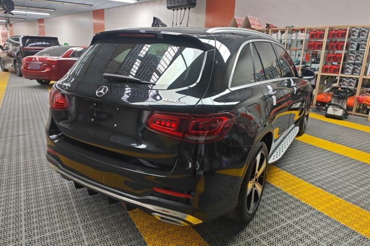 Used Mercedes-Benz GLC 2020 GLC 300 L 4MATIC Luxury Model Rear Right 45 Deg