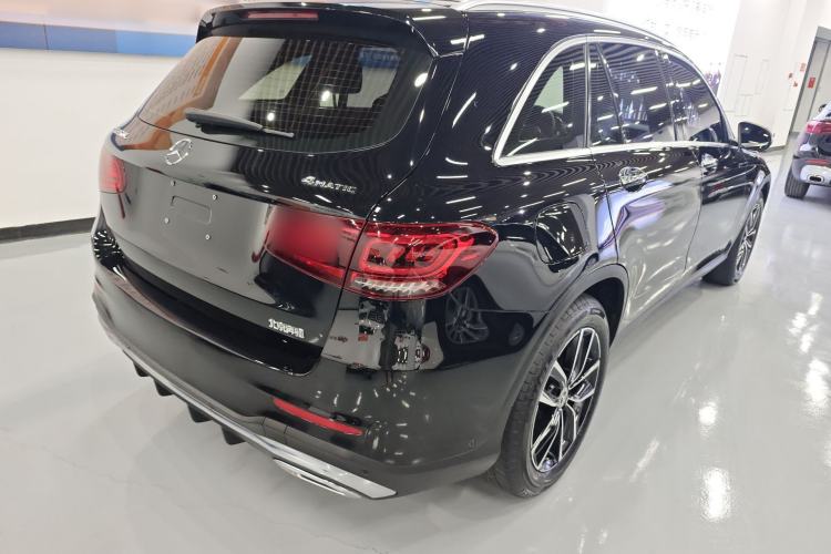 Used Mercedes-Benz GLC 2020 Facelift GLC 260 L 4MATIC Luxury Edition Rear Right 45 Deg