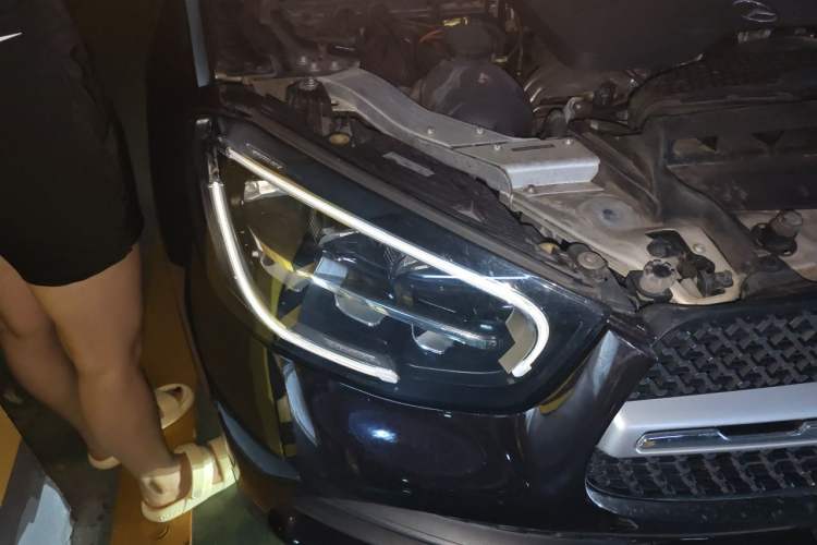 Used Mercedes-Benz GLC 2020 Facelift GLC 260 L 4MATIC Luxury Edition Right Front Headlight