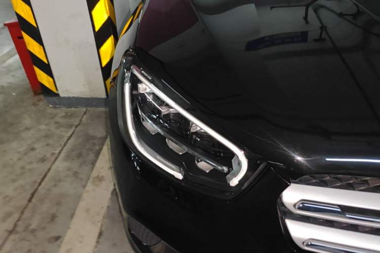 Used Mercedes-Benz GLC 2020 Facelifted GLC 260 L 4MATIC Dynamic Edition Right Front Headlight
