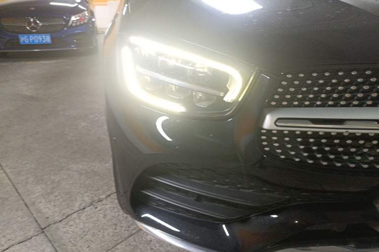 Used Mercedes-Benz GLC 2020 GLC 260 L 4MATIC Luxury Model Right Front Headlight