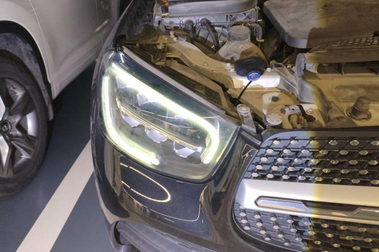 Used Mercedes-Benz GLC 2020 Facelift GLC 260 L 4MATIC Luxury Edition Right Front Headlight