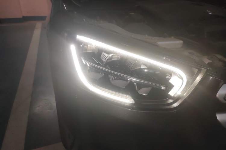 Used Mercedes-Benz GLC 2020 GLC 260 L 4MATIC Dynamic Model Right Front Headlight