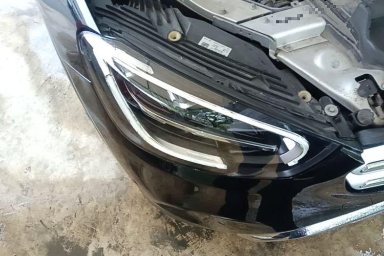 Used Mercedes-Benz GLC 2020 Facelifted GLC 260 L 4MATIC Dynamic Edition Right Front Headlight