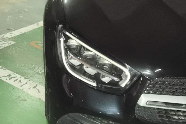 Used Mercedes-Benz GLC 2020 Facelift GLC 260 L 4MATIC Luxury Edition Right Front Headlight