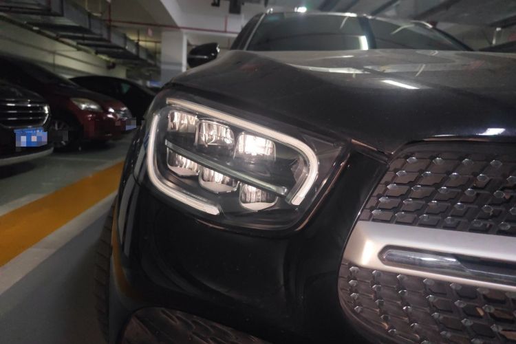 Used Mercedes-Benz GLC 2020 Facelift GLC 260 L 4MATIC Luxury Edition Right Front Headlight