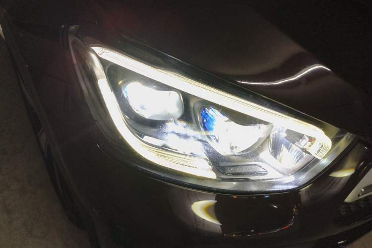 Used Mercedes-Benz GLC 2020 GLC 300 L 4MATIC Luxury Model Right Front Headlight