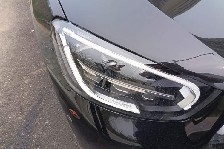 Used Mercedes-Benz GLC 2020 GLC 260 L 4MATIC Luxury Model Right Front Headlight