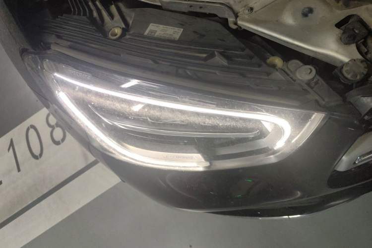 Used Mercedes-Benz GLC 2020 Facelift GLC 260 L 4MATIC Luxury Edition Right Front Headlight