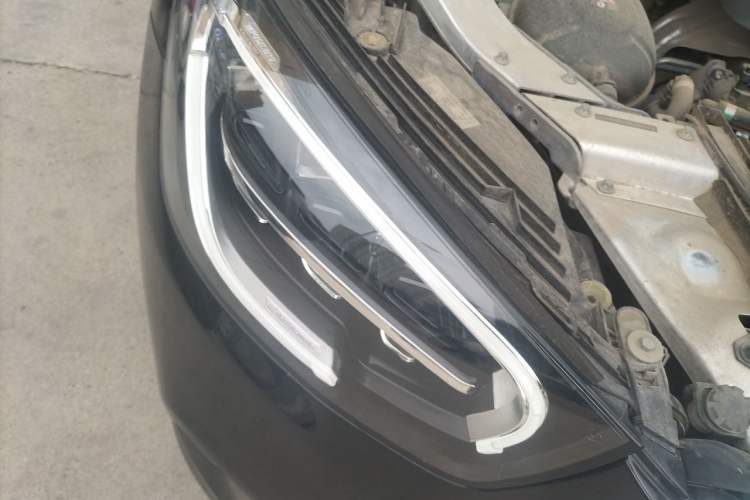 Used Mercedes-Benz GLC 2020 Facelifted GLC 260 L 4MATIC Dynamic Edition Right Front Headlight