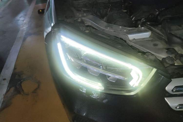 Used Mercedes-Benz GLC 2020 GLC 260 L 4MATIC Dynamic Model Right Front Headlight